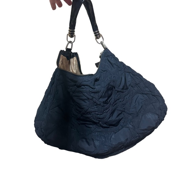 Stuart Weitzman Textured Black Purse - Picture 6 of 8